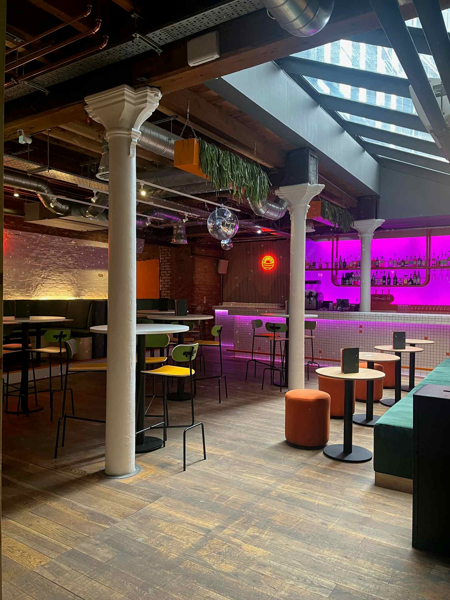 Hello Cocktail Bar  1