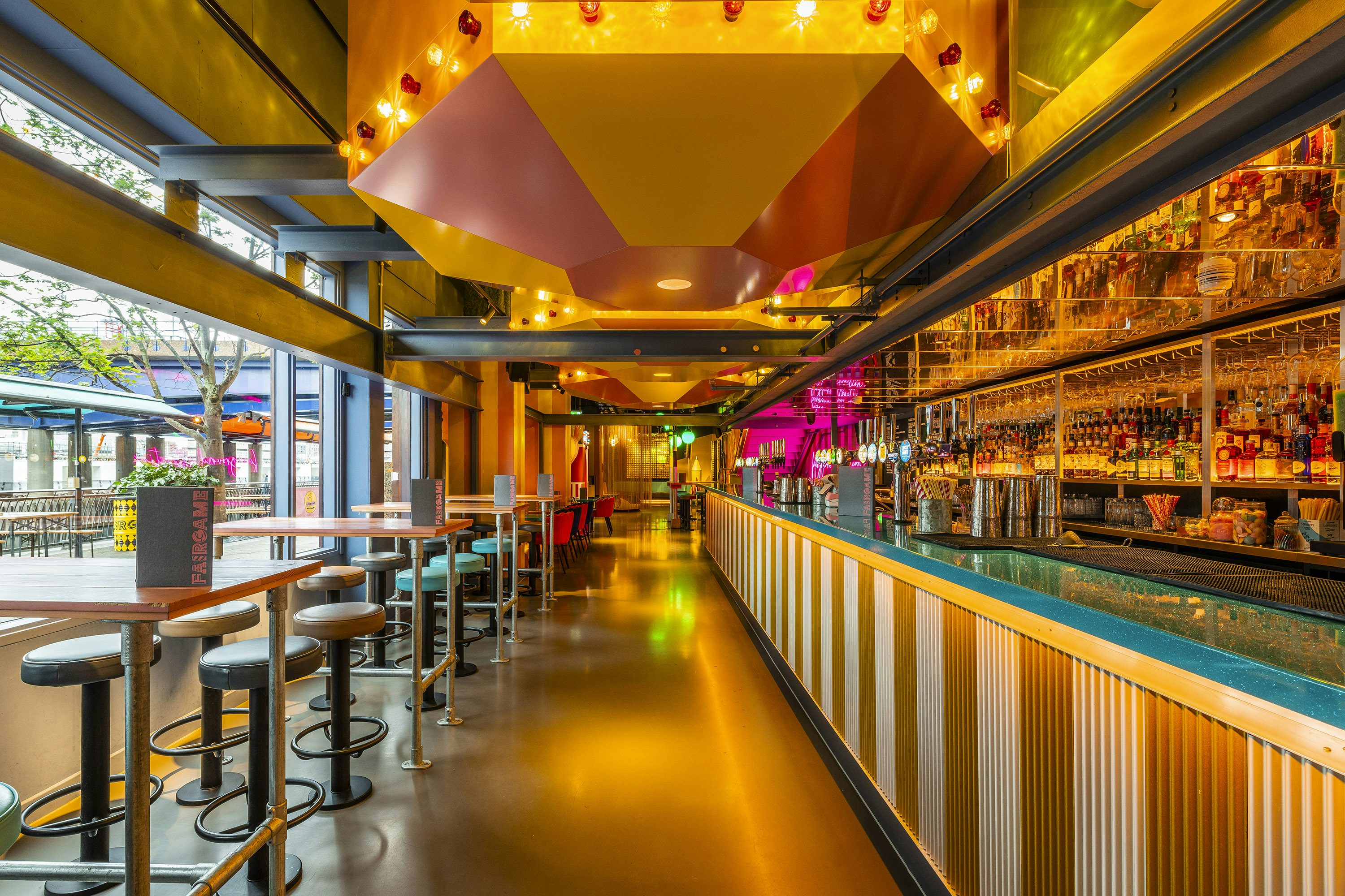 HOLY DUCK AND CAROUSEL BAR 1