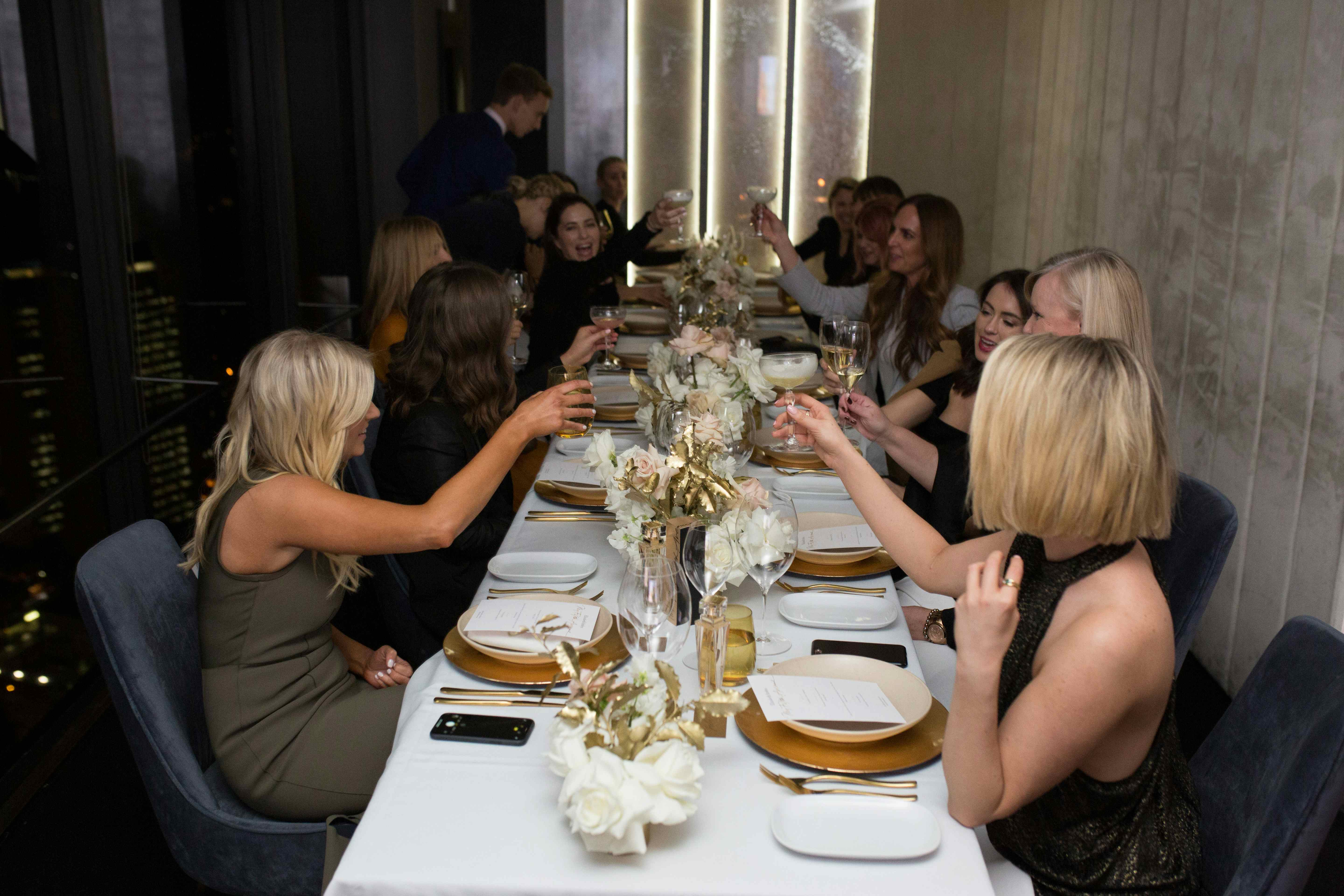 Salon Privé - Social 3