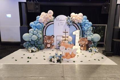 Longitude Room / Victory Room 2