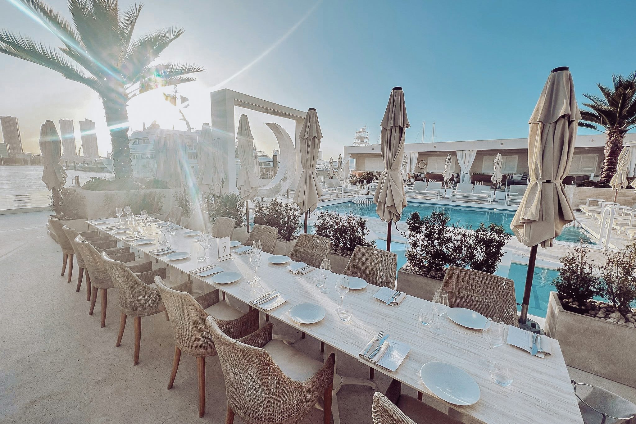 MĀRE by La Luna Beach Club (Restaurant Side) 5