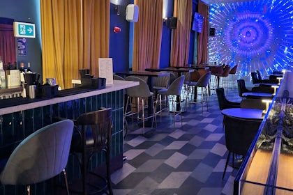 Mezzanine 3