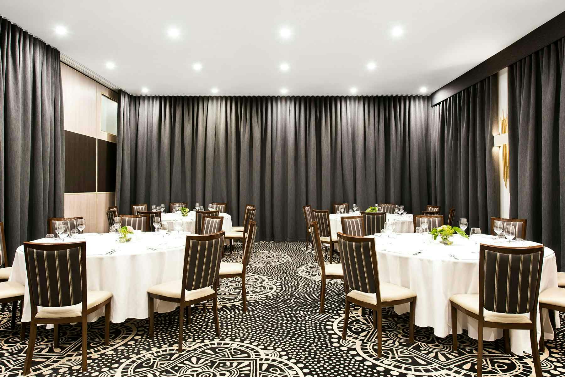 The Charleston Room 3