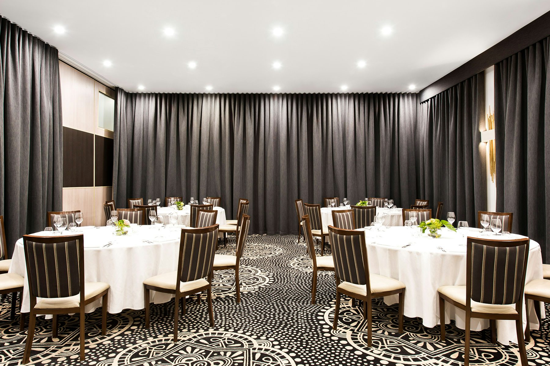 The Charleston Room Two 3D tour