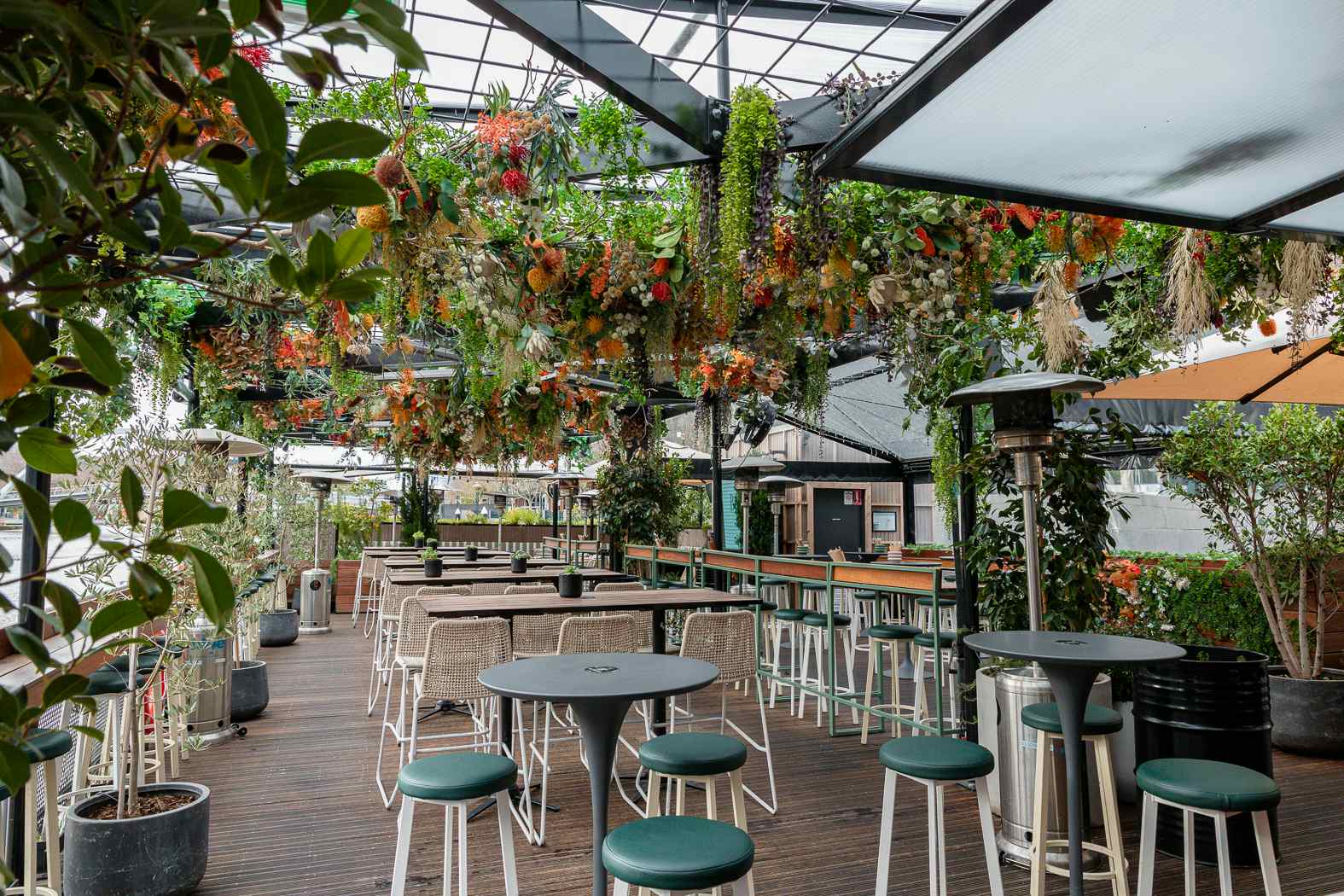 Lower Deck Exclusive, Yarra Botanica