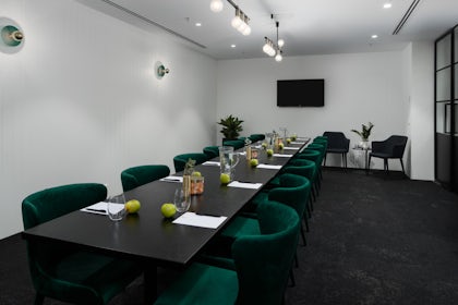 Miss Morgan: A Modern Art-Deco Private Dining Space 4