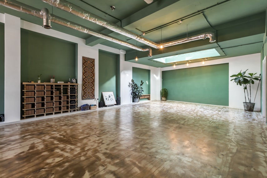Bright and Open Studio Space in East London 0