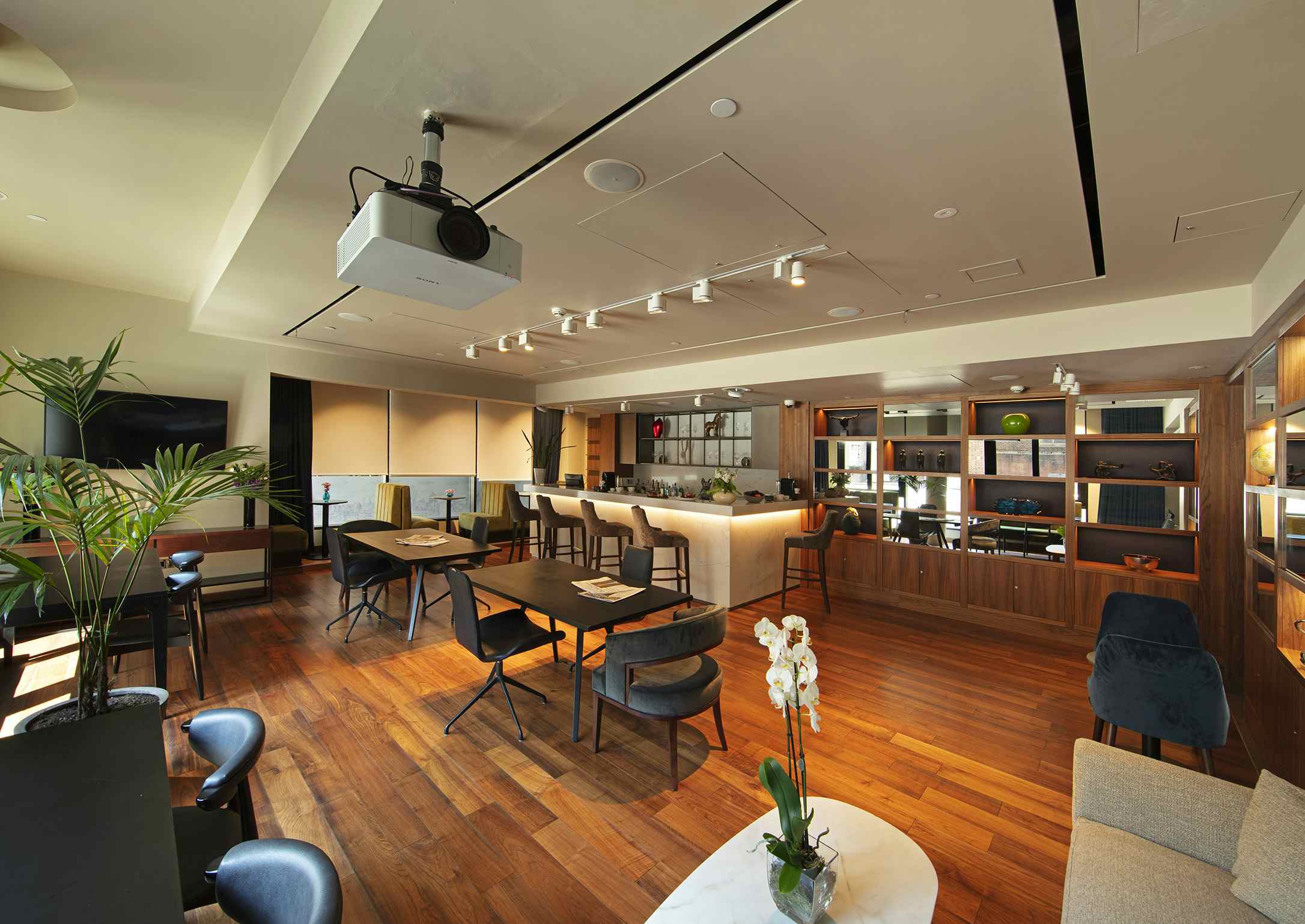 Celebrate Christmas in style with Blue Orchid Hospitality! 6