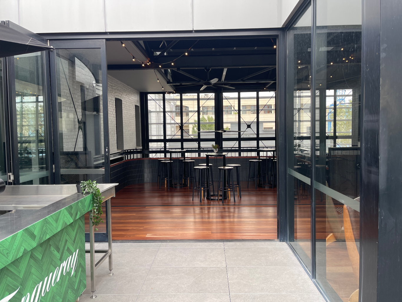 Rooftop and Upper Mezz 3D tour