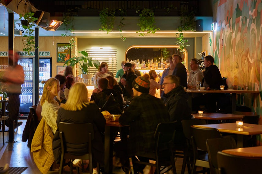 Bar & Kitchen 0
