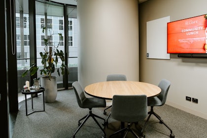Meeting Room 204 1