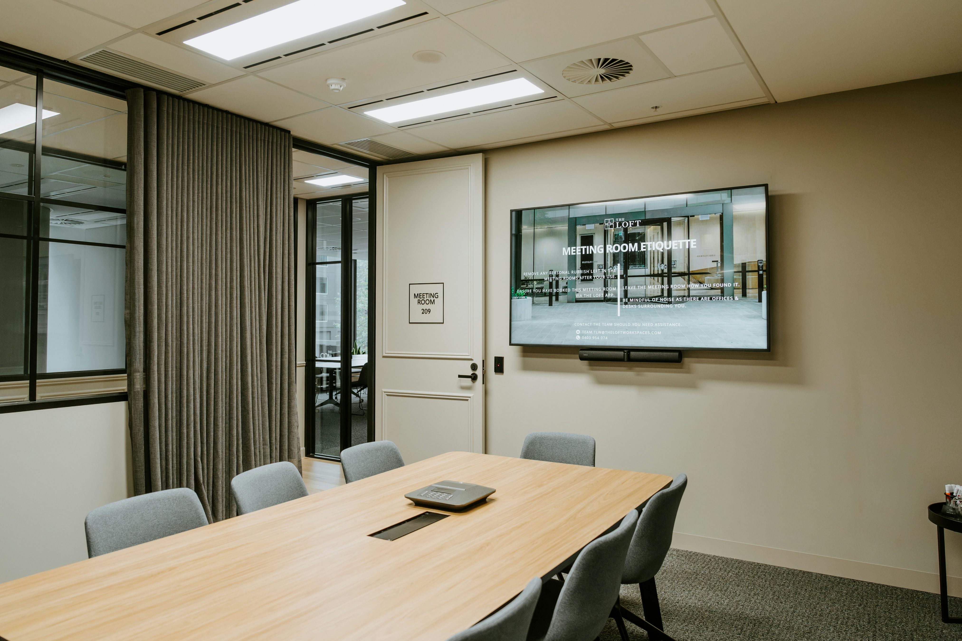Meeting Room - 209 0