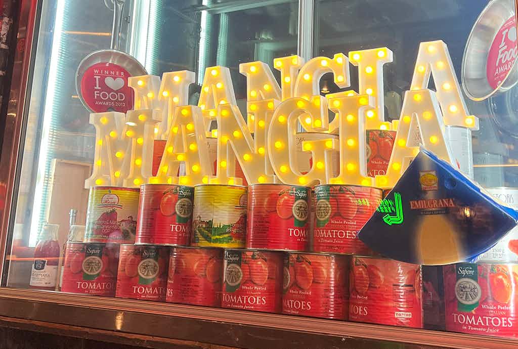 Criniti's Castle Hill 7