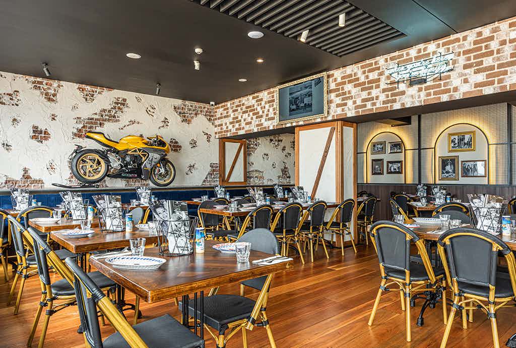 Criniti's BRIGHTON-LE-SANDS 4