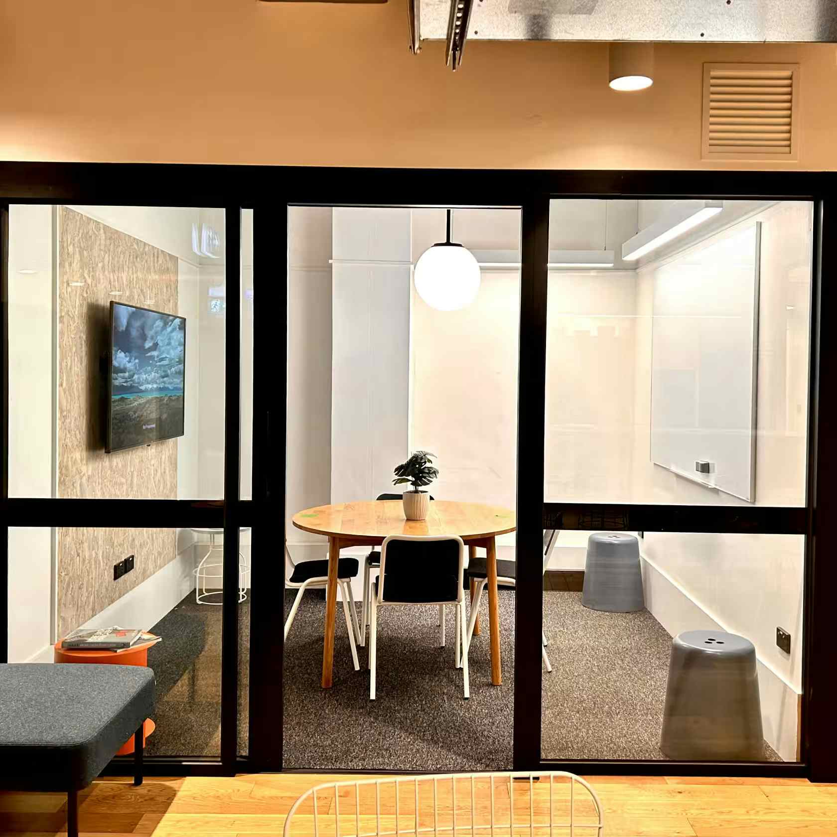 4-Seater Meeting Rooms 1