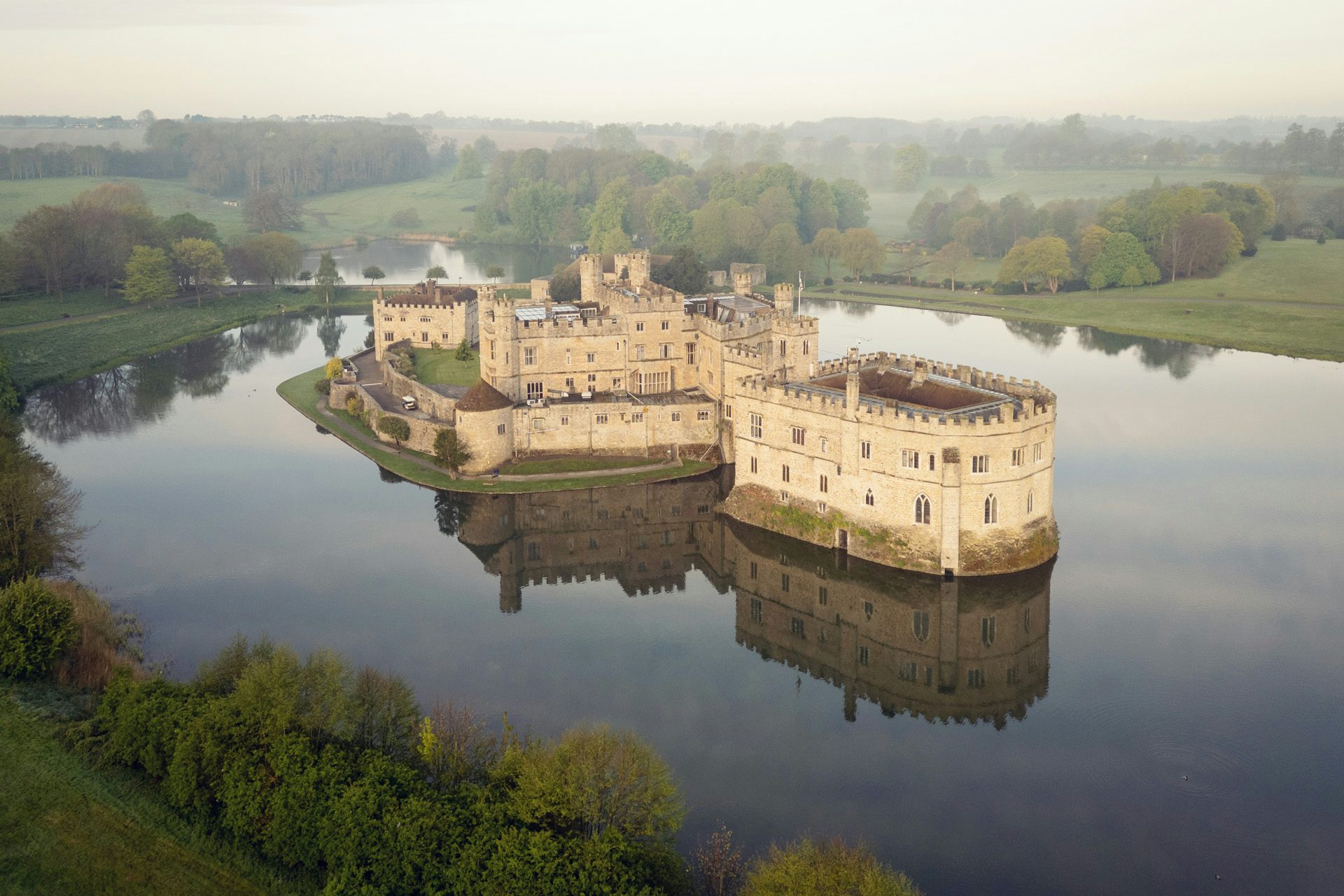Leeds Castle - Battel Hall 4