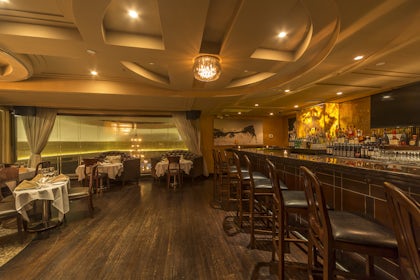Tomahawk Room 4