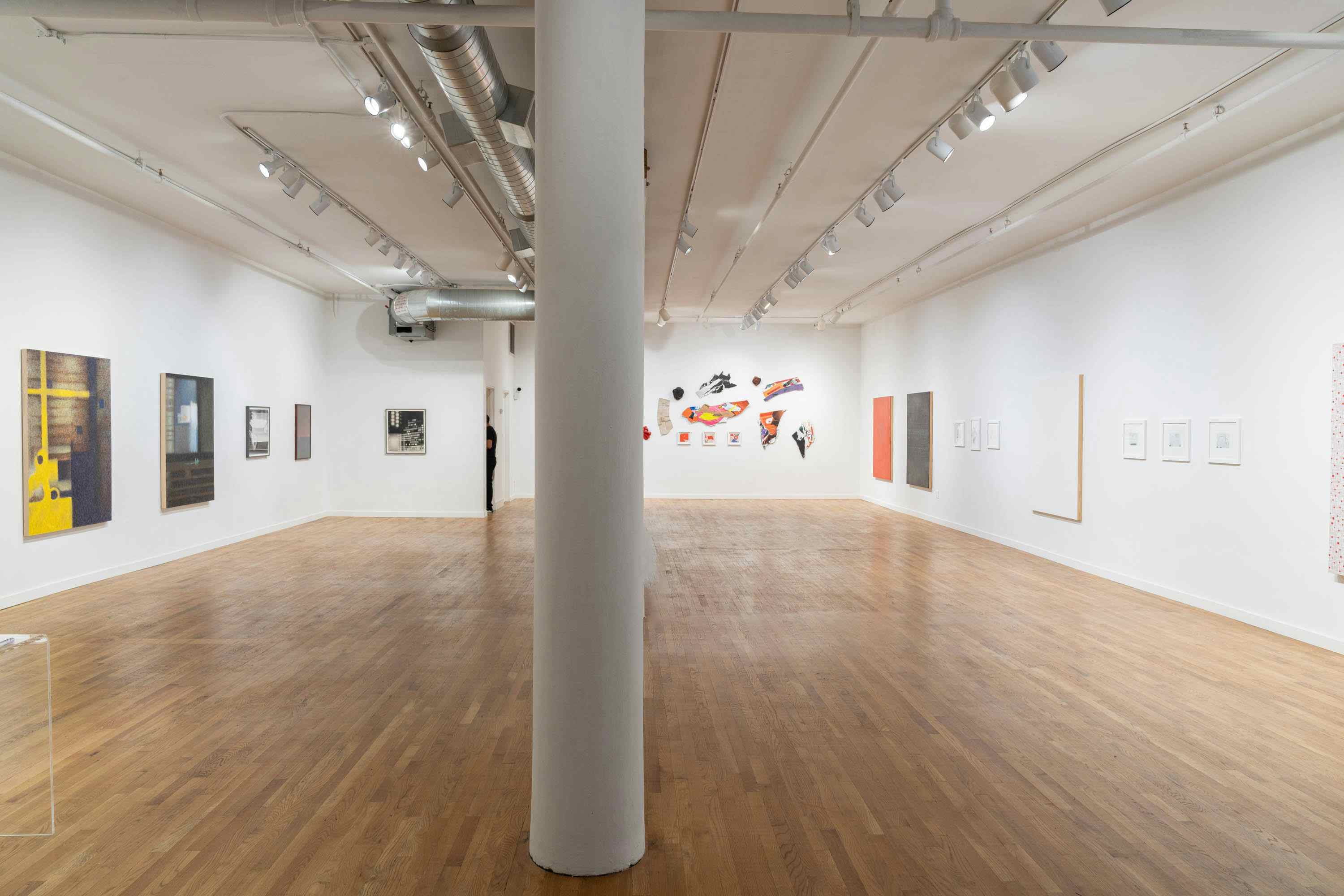 Sunny and Spacious Downtown Art Gallery 4