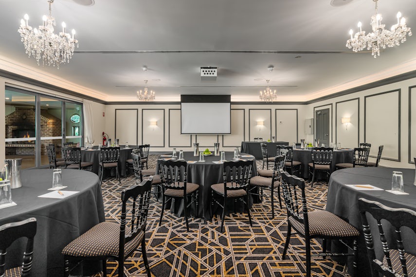 Throsby Room 0