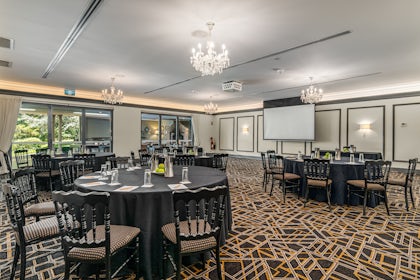 Throsby Room 1
