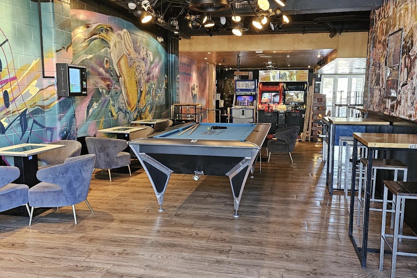 Brightsiders Room 3D tour