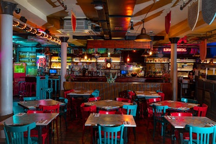 CAFE PACIFICO - MIDDLE 5