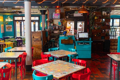 CAFE PACIFICO - MIDDLE 1