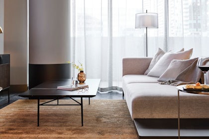 M - Club Room 3