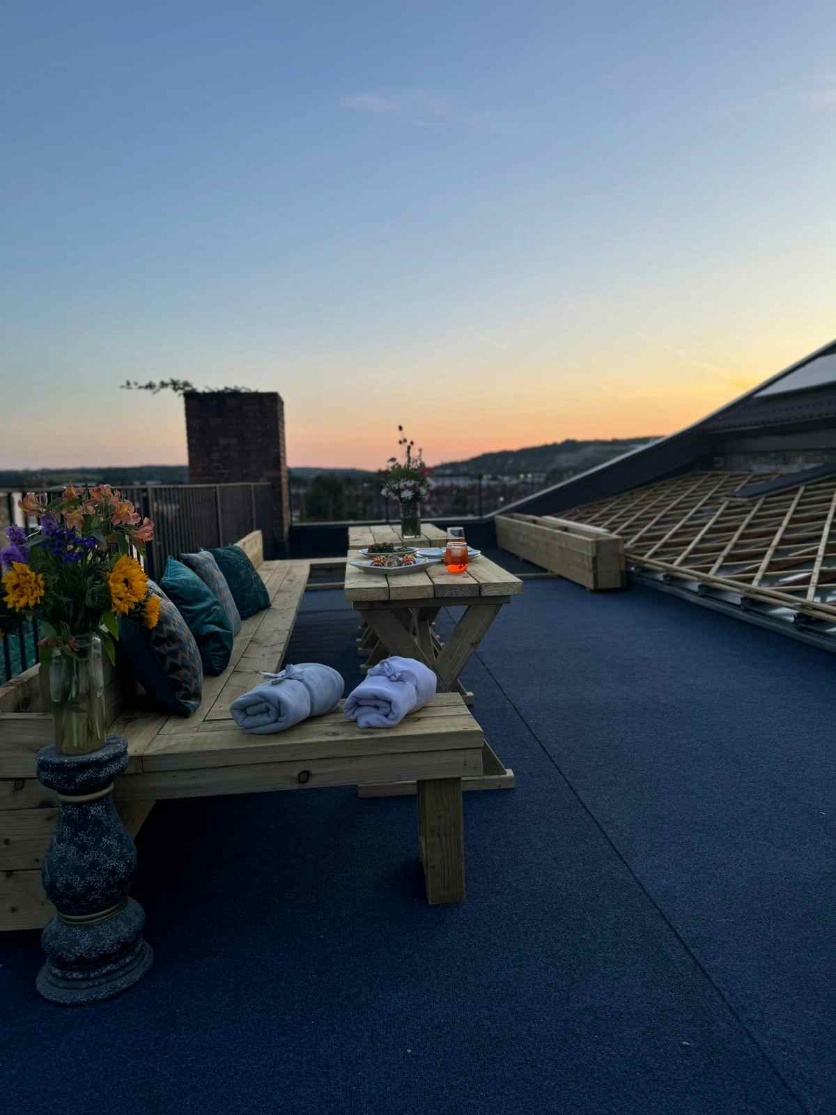 Highvibe studio and roof terrace 6