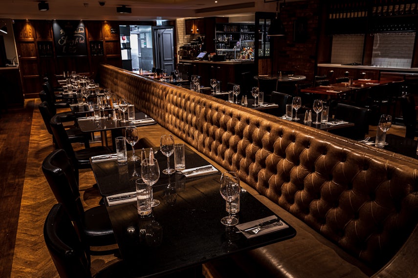 Angus Dining Social 0