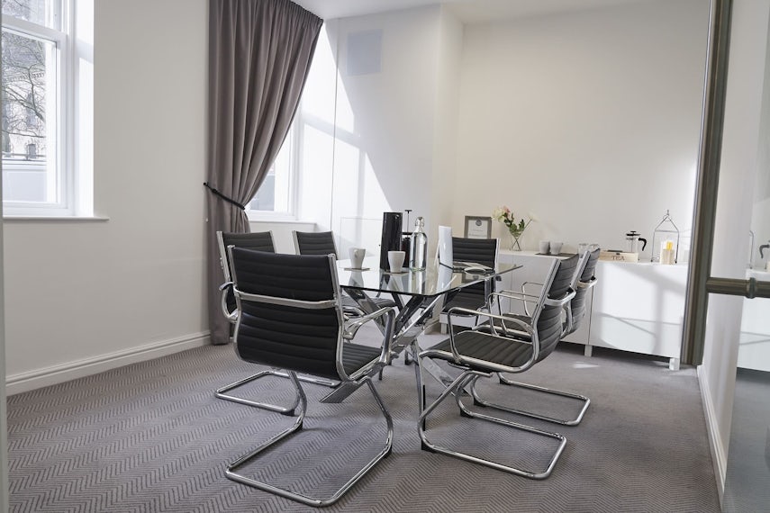 St. Paul's Suite 0