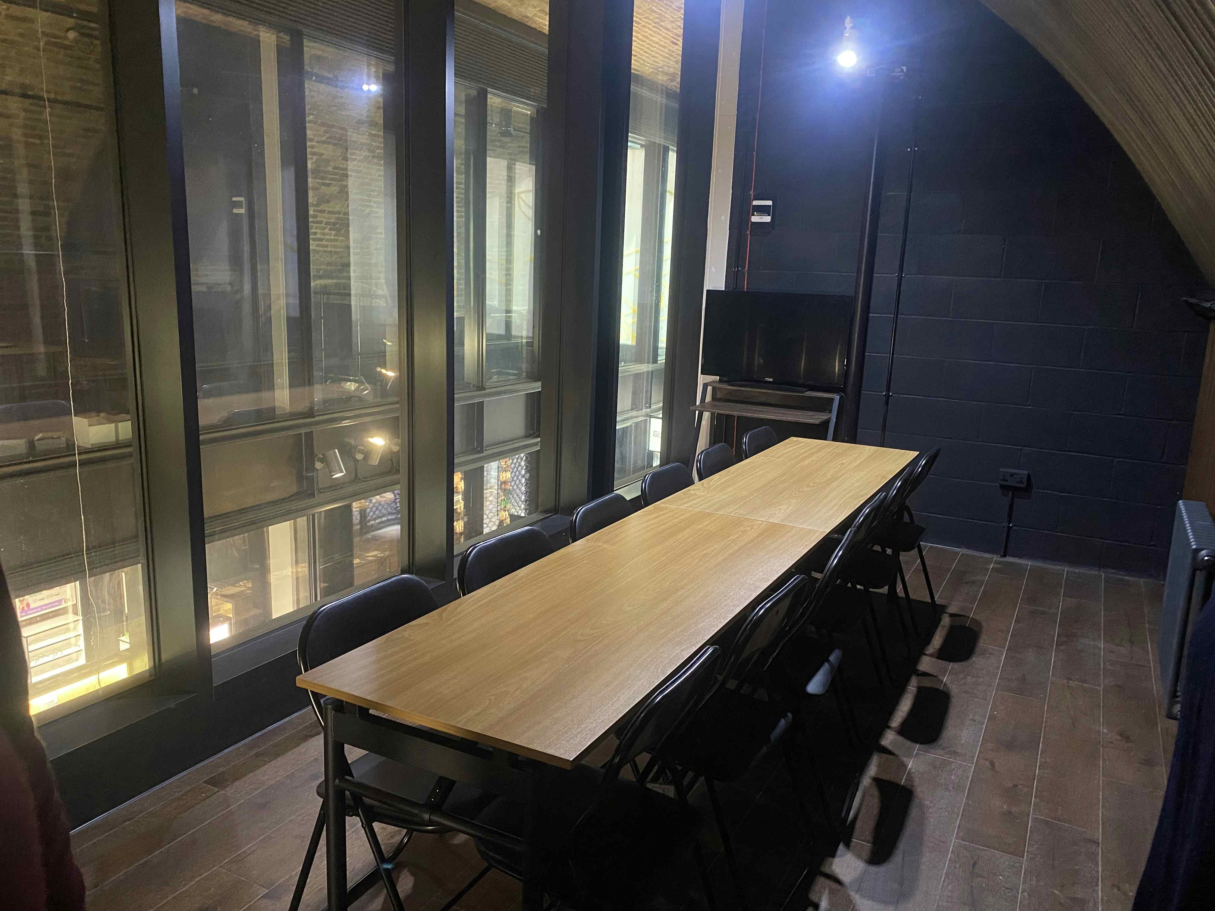 Space in London Bridge 1