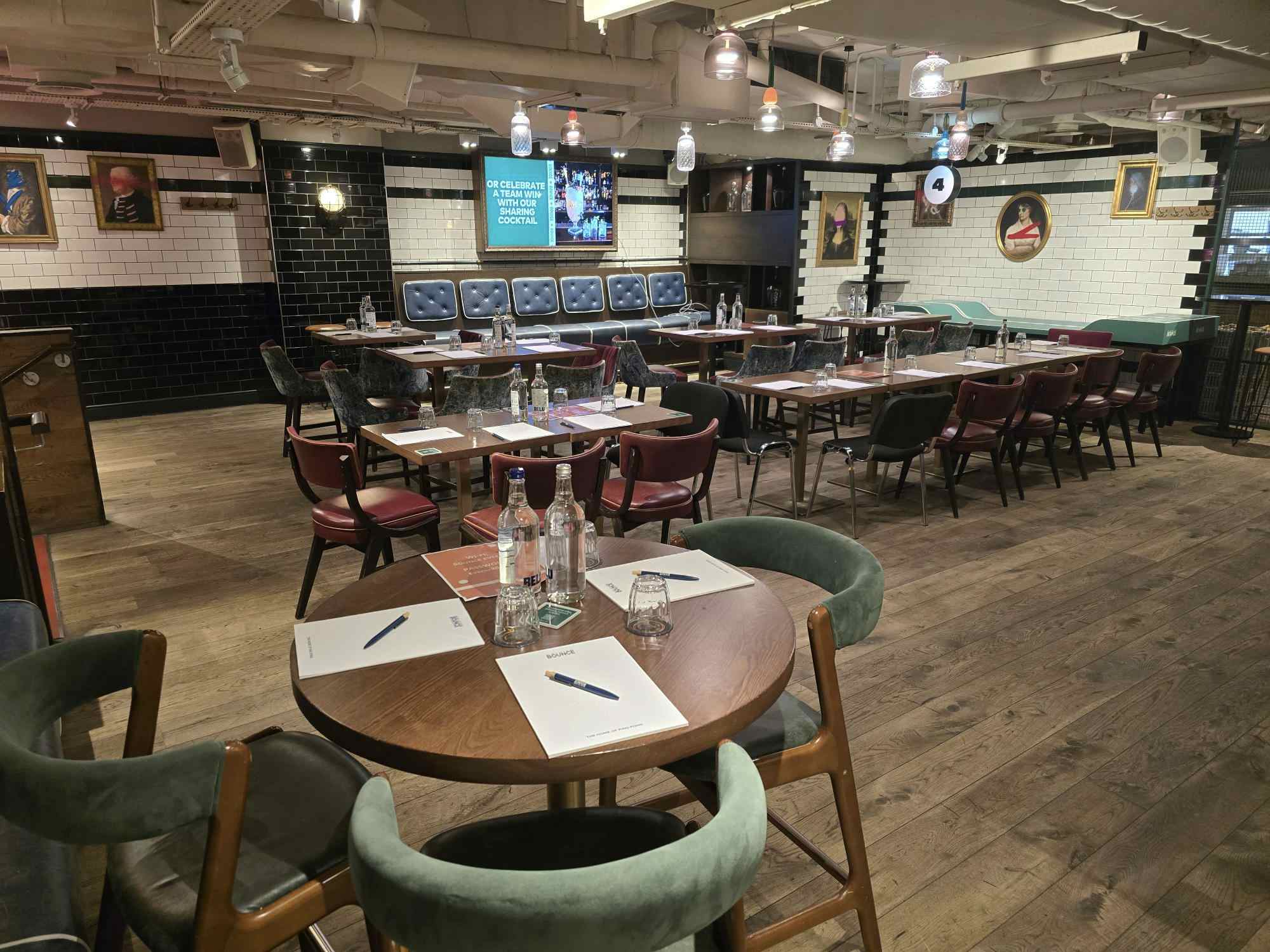 Conferencing Space - Hybrid capabilities 9