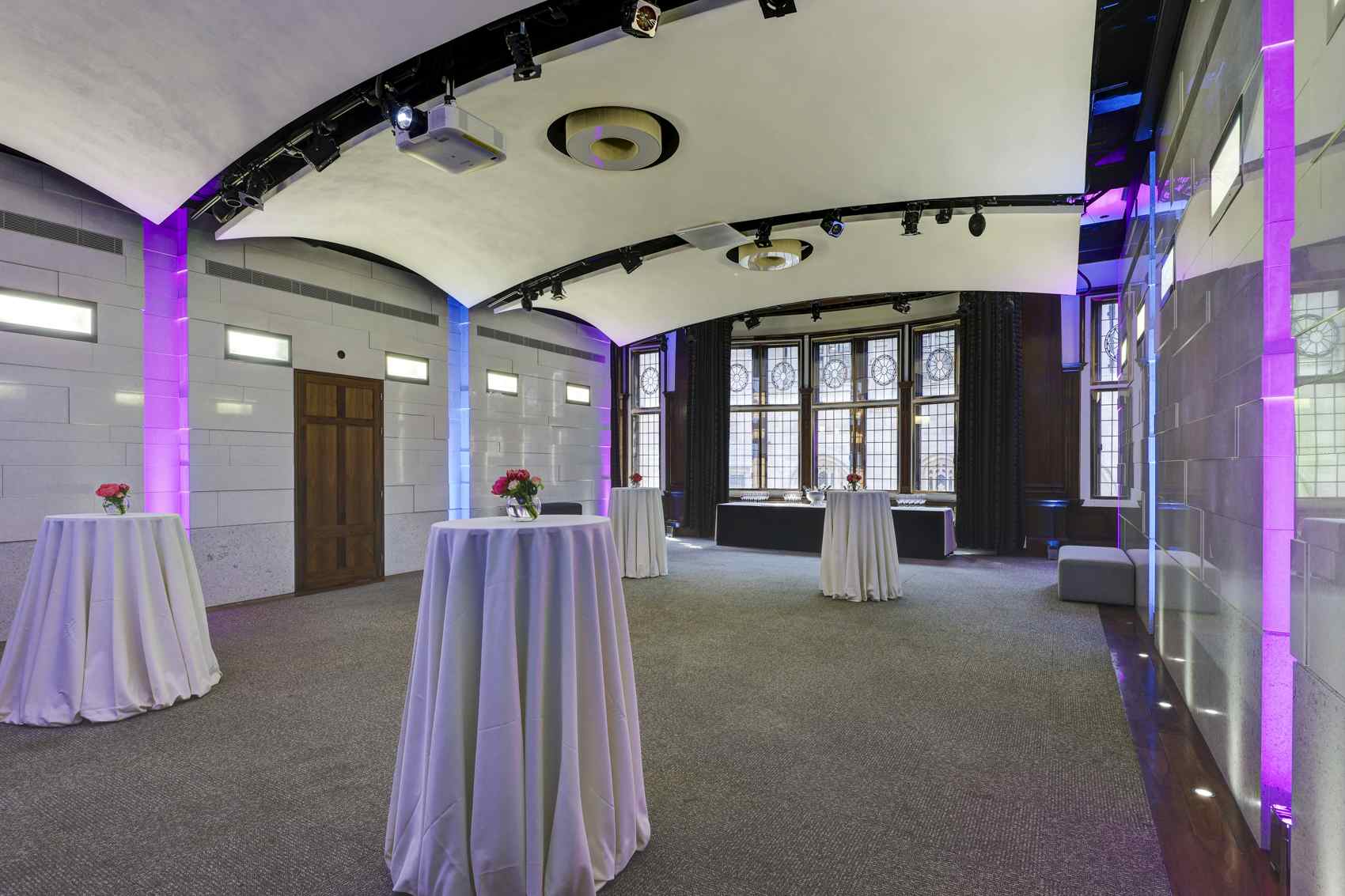 Lecture Hall & Council Chamber 6