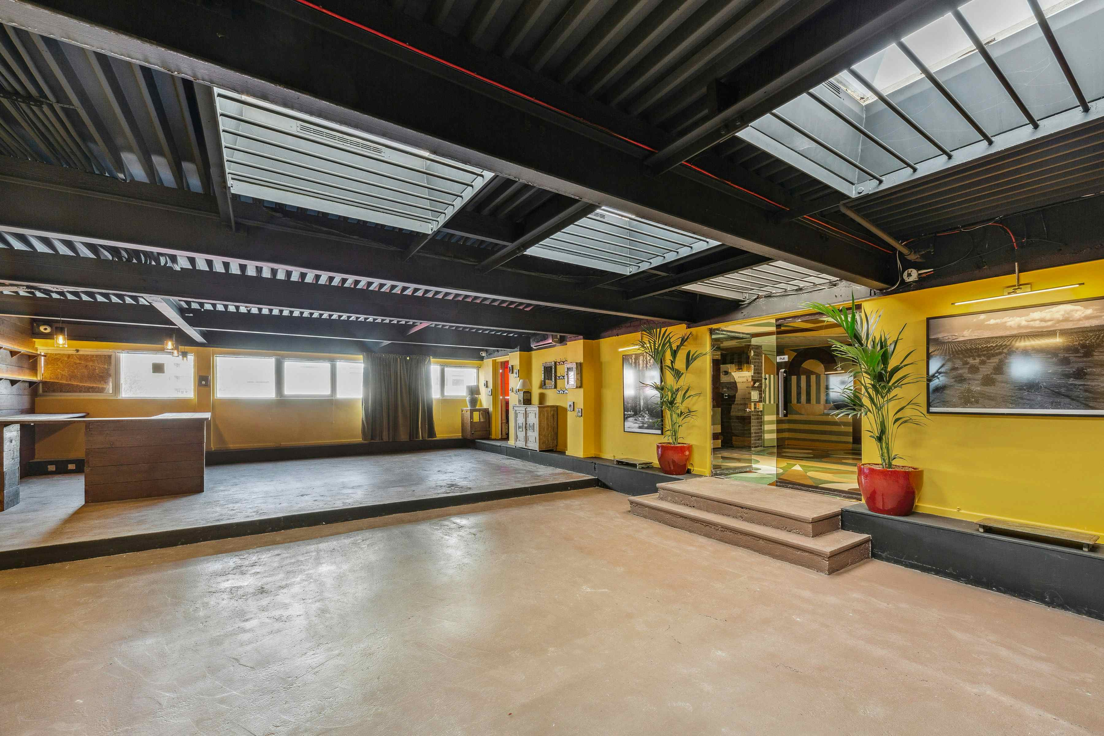 Performance Venue with Lounge 5