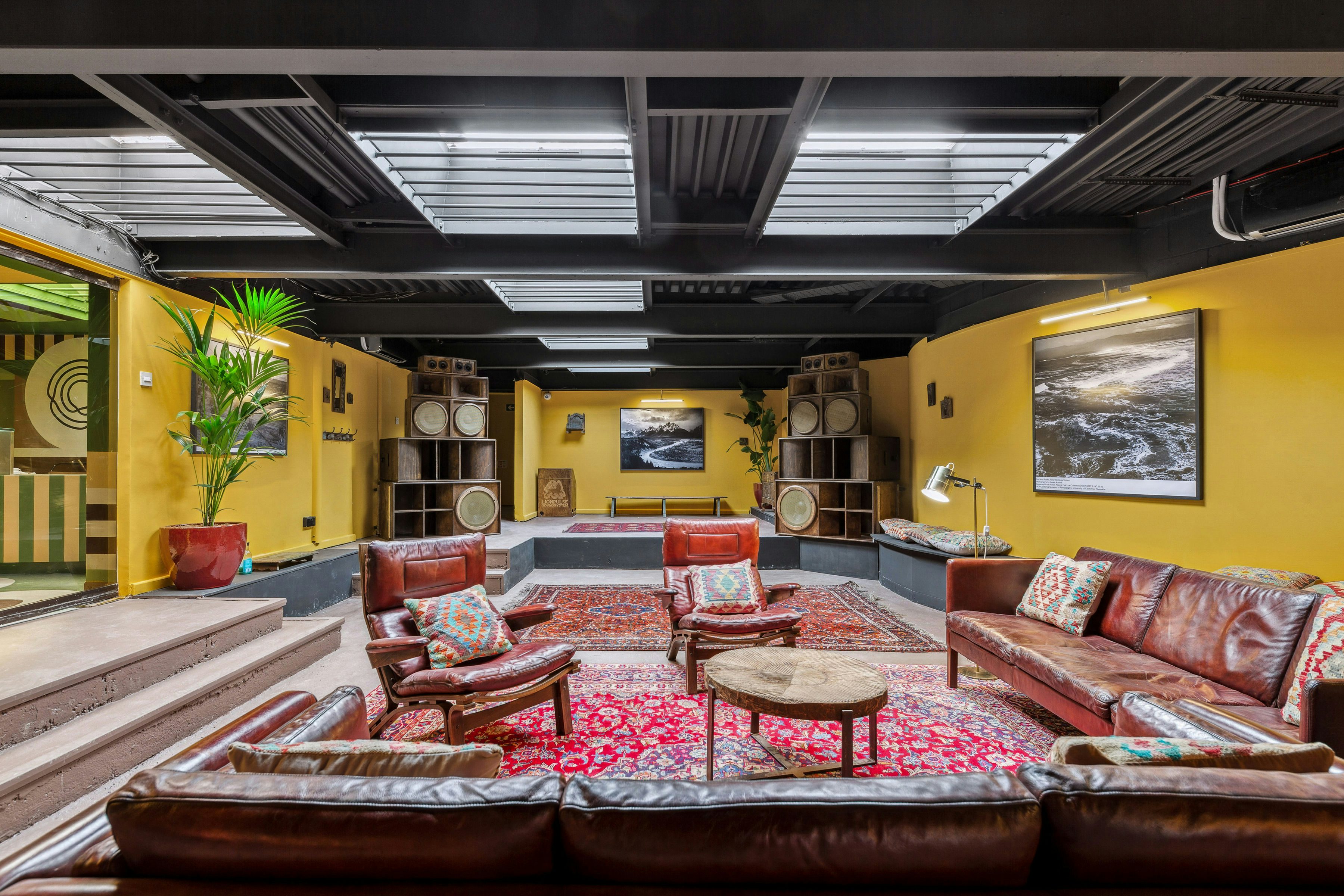 Performance Venue with Lounge 2