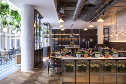 Blackfriars suite 2