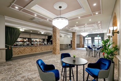 Cedar Suite 7
