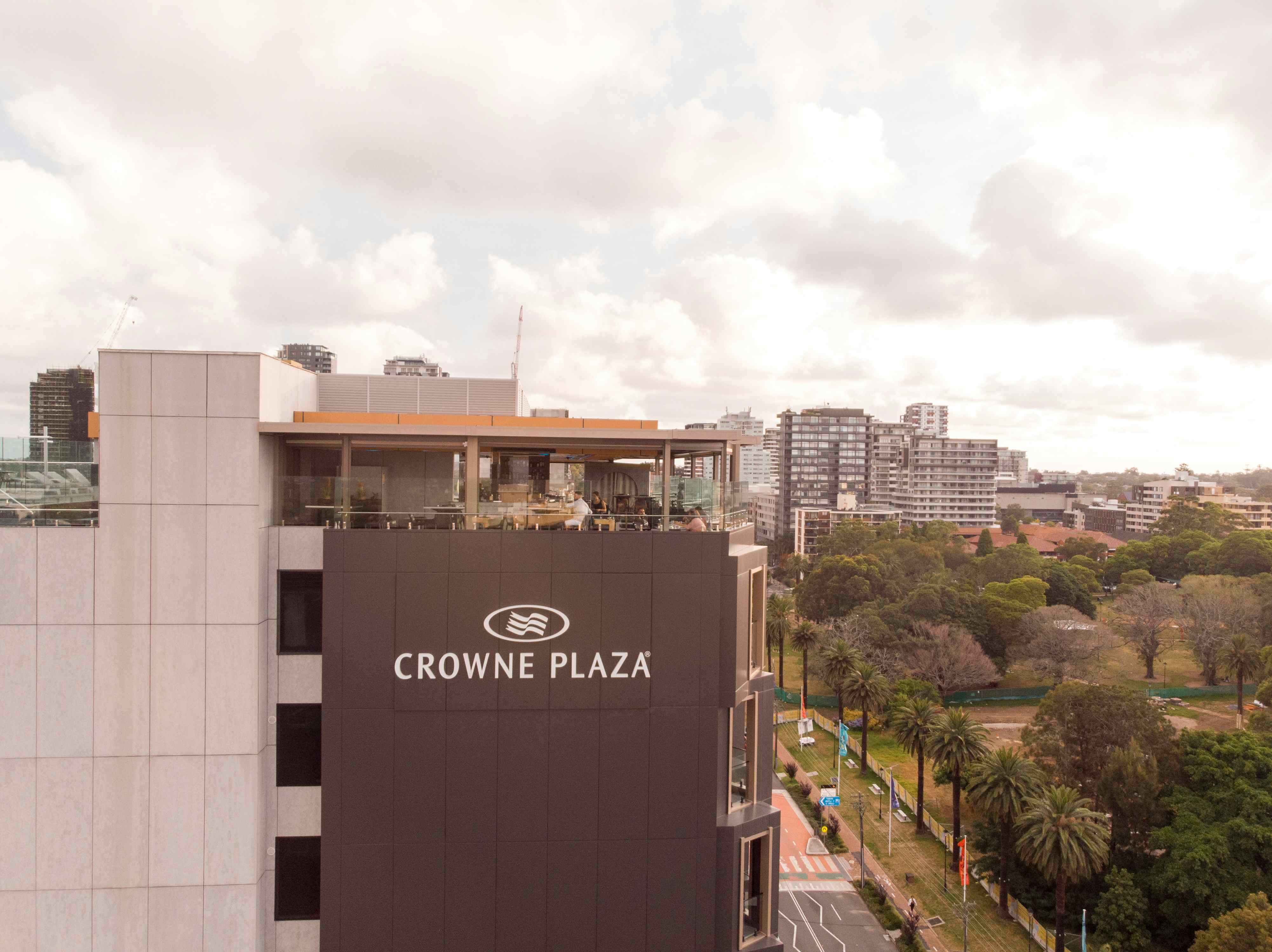 Skye Restaurant & Lounge 1