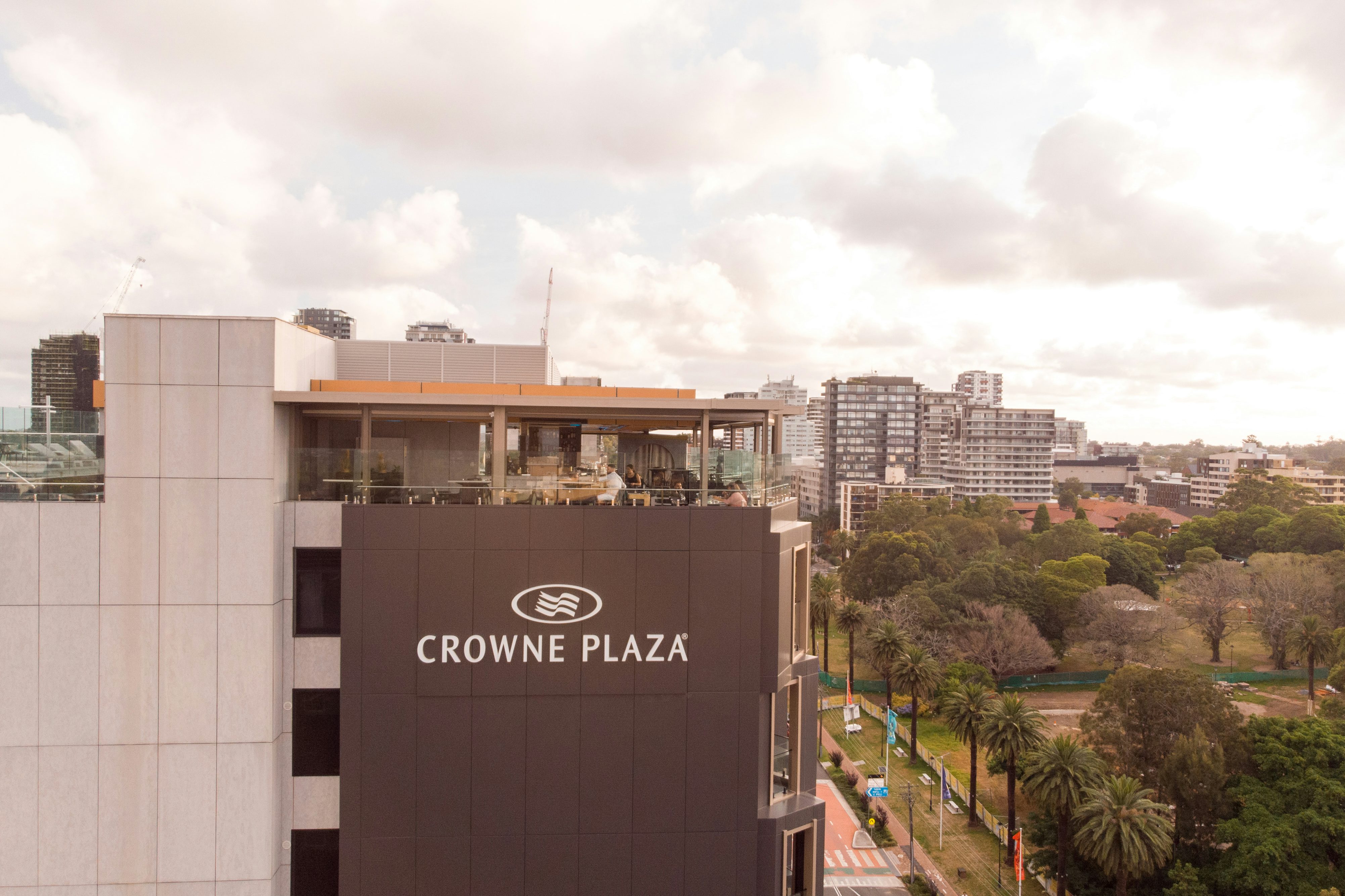 Skye Restaurant & Lounge 1