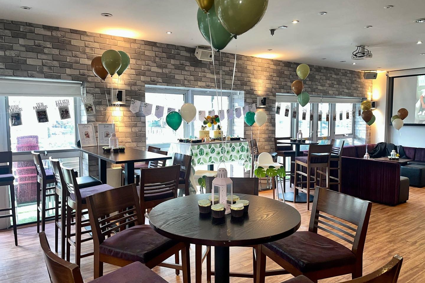 Baby Showers & Gender Reveals In The Lounge Bar 1