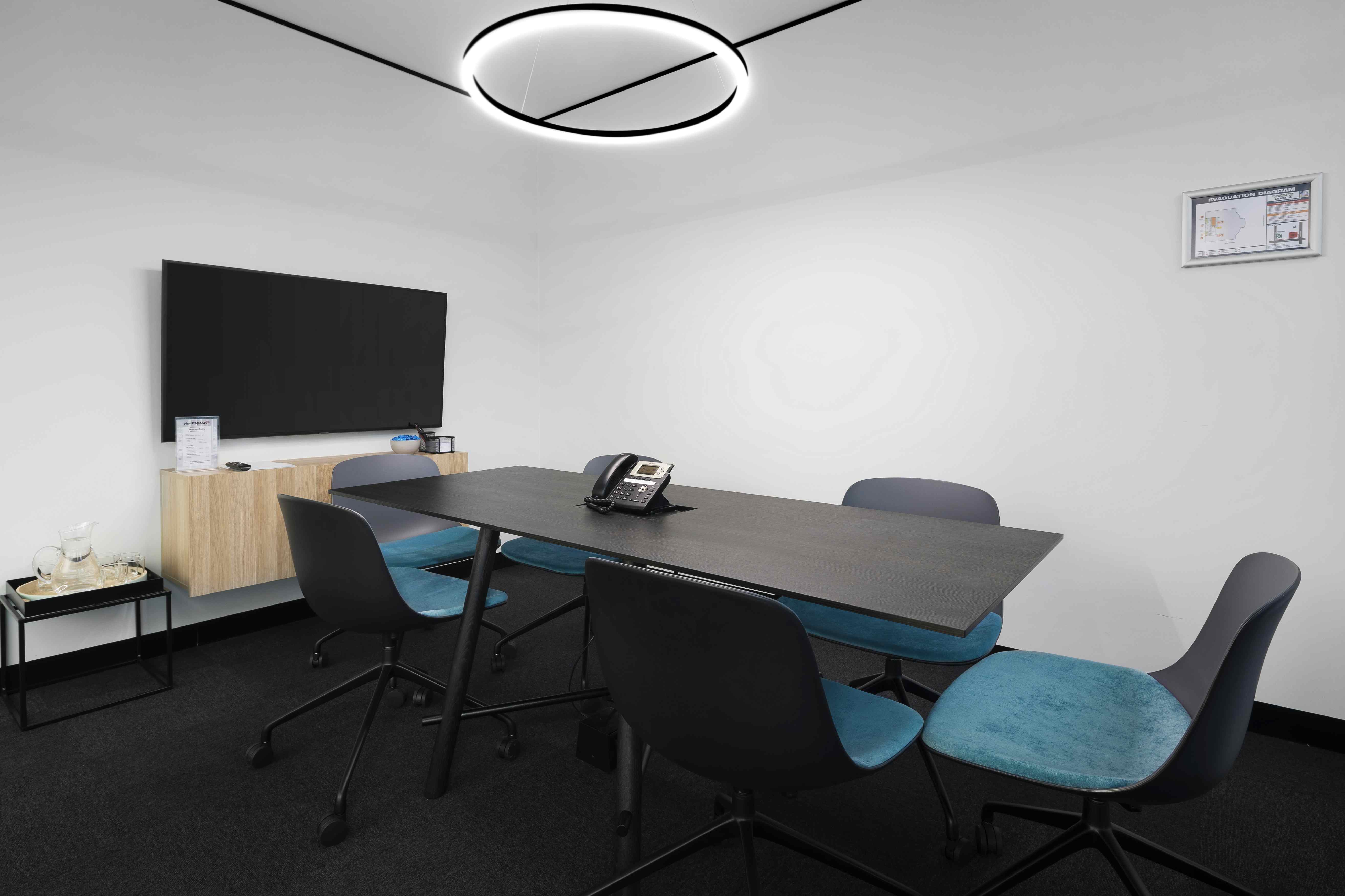 Yarra I 6 Person Meeting Room 