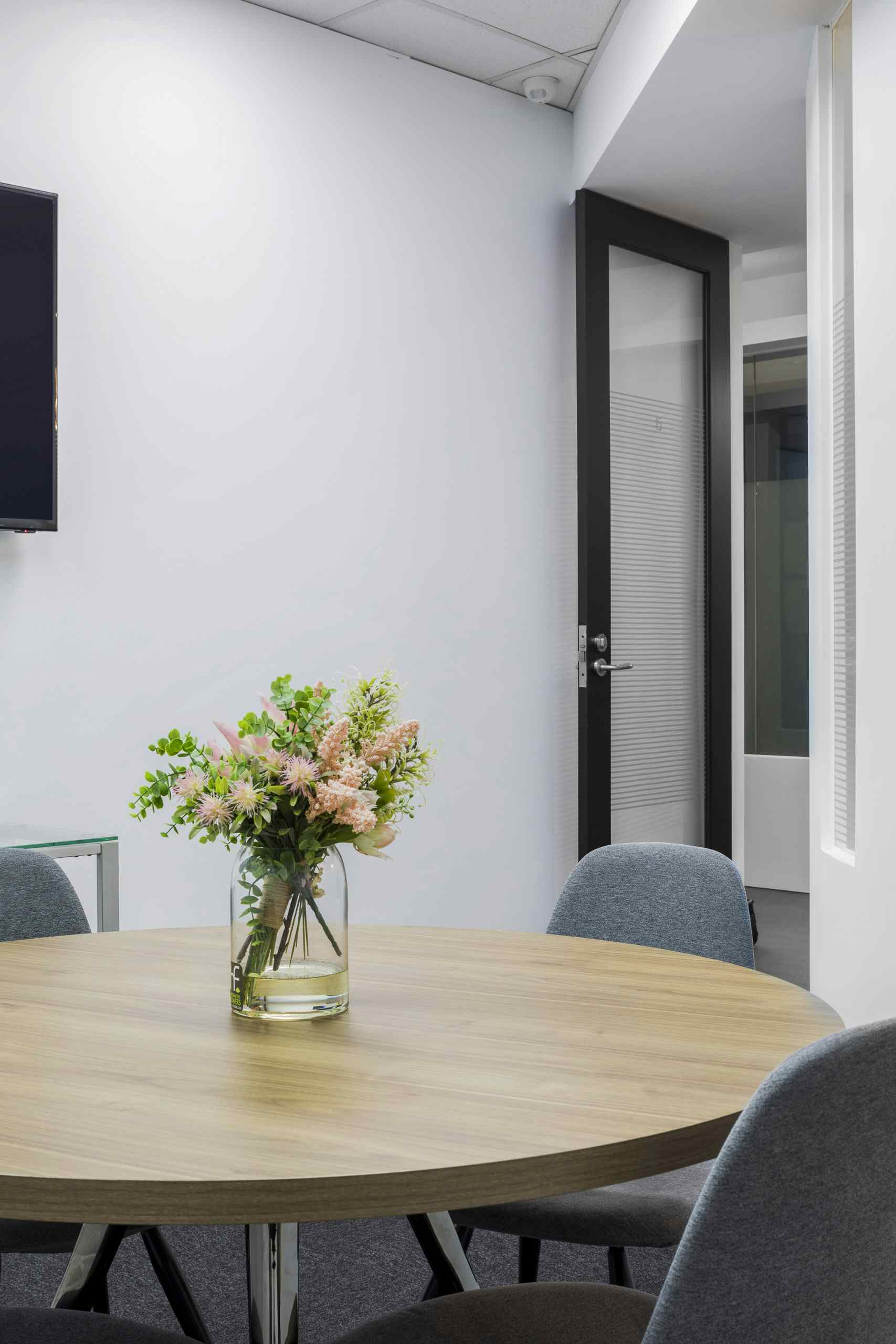 Princess I 4 Person Meeting Room  1