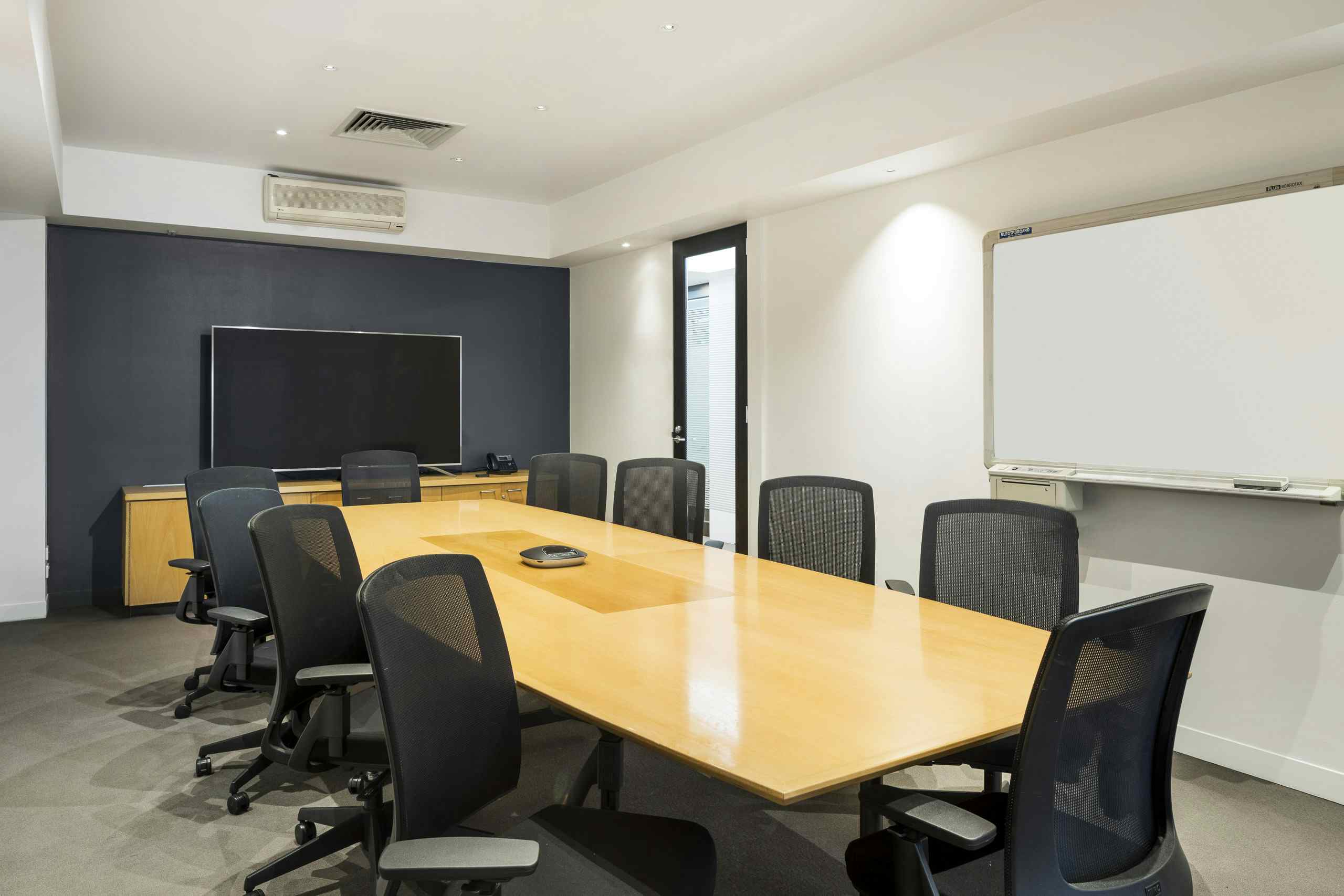 Kerferd I 10 Person Boardroom  1