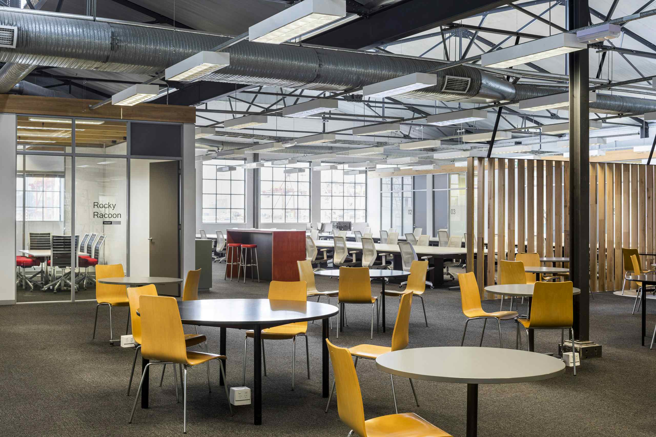 Match Box I 6 Person Meeting Room  1