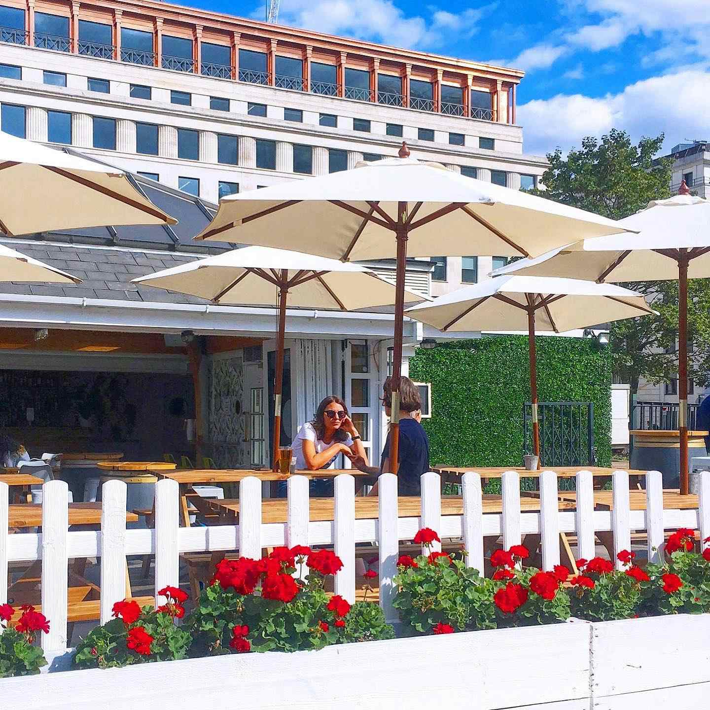 Finsbury Square Garden Bar 2