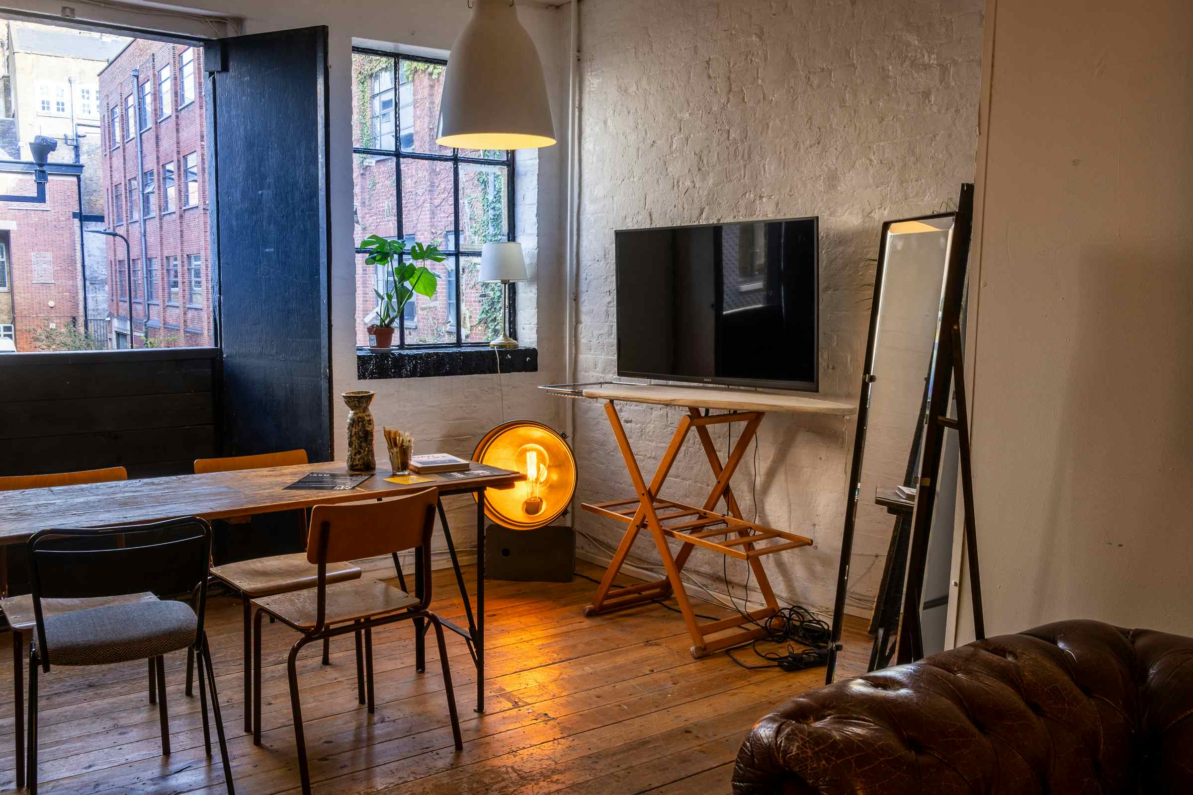 Bread and Butter Lounge 3