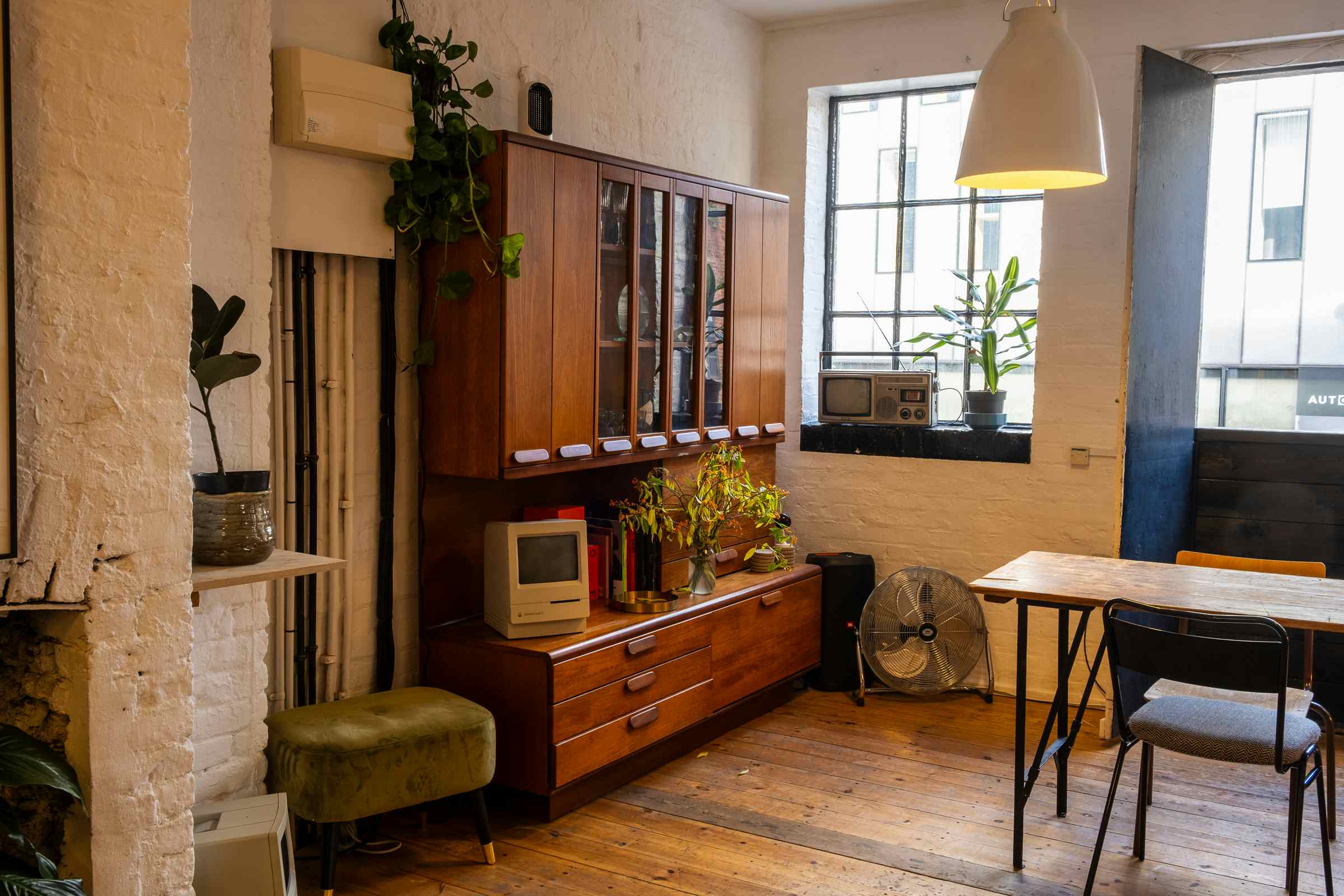 Bread and Butter Lounge 4