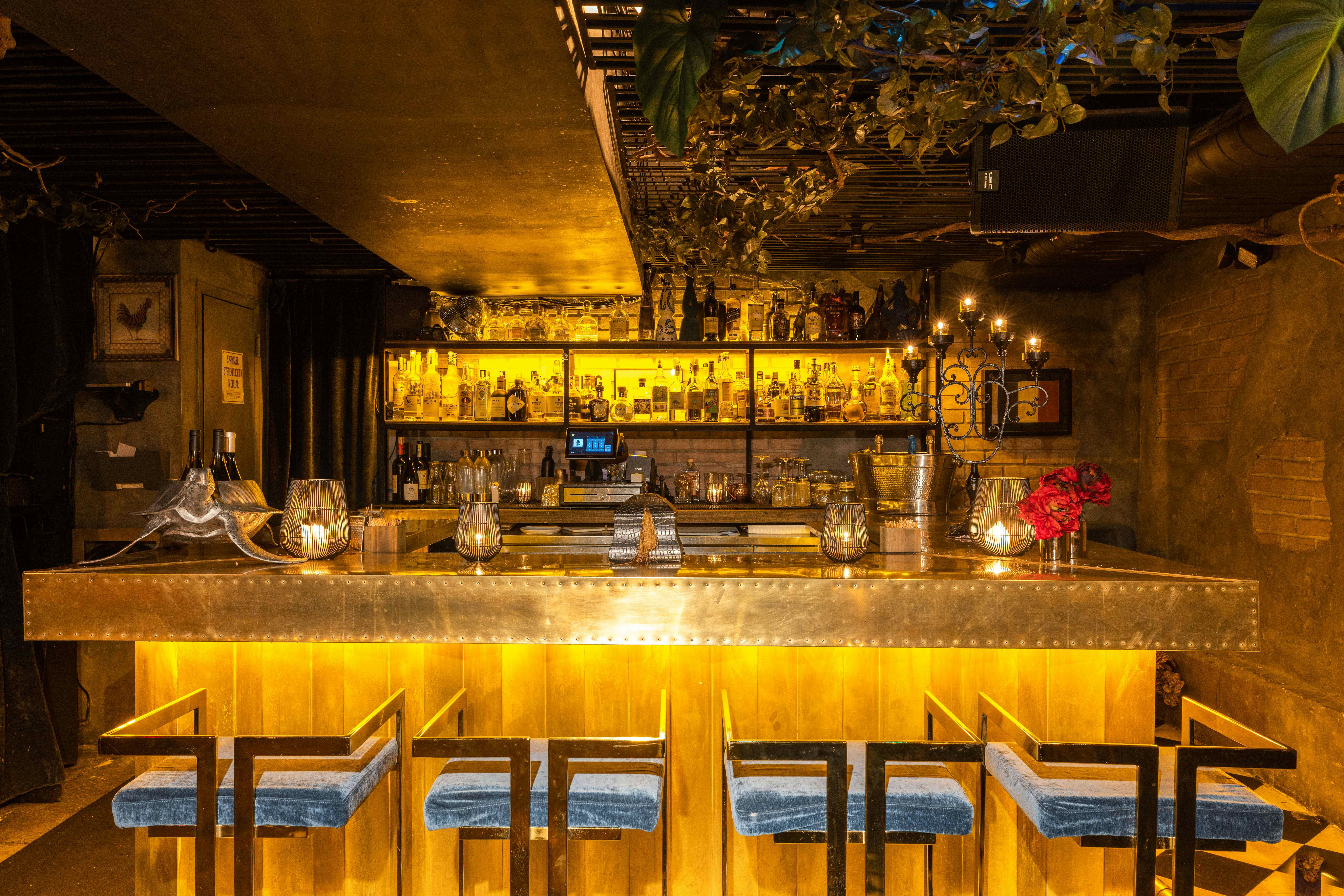 Speakeasy at Loulou Petit Bistro & Speakeasy