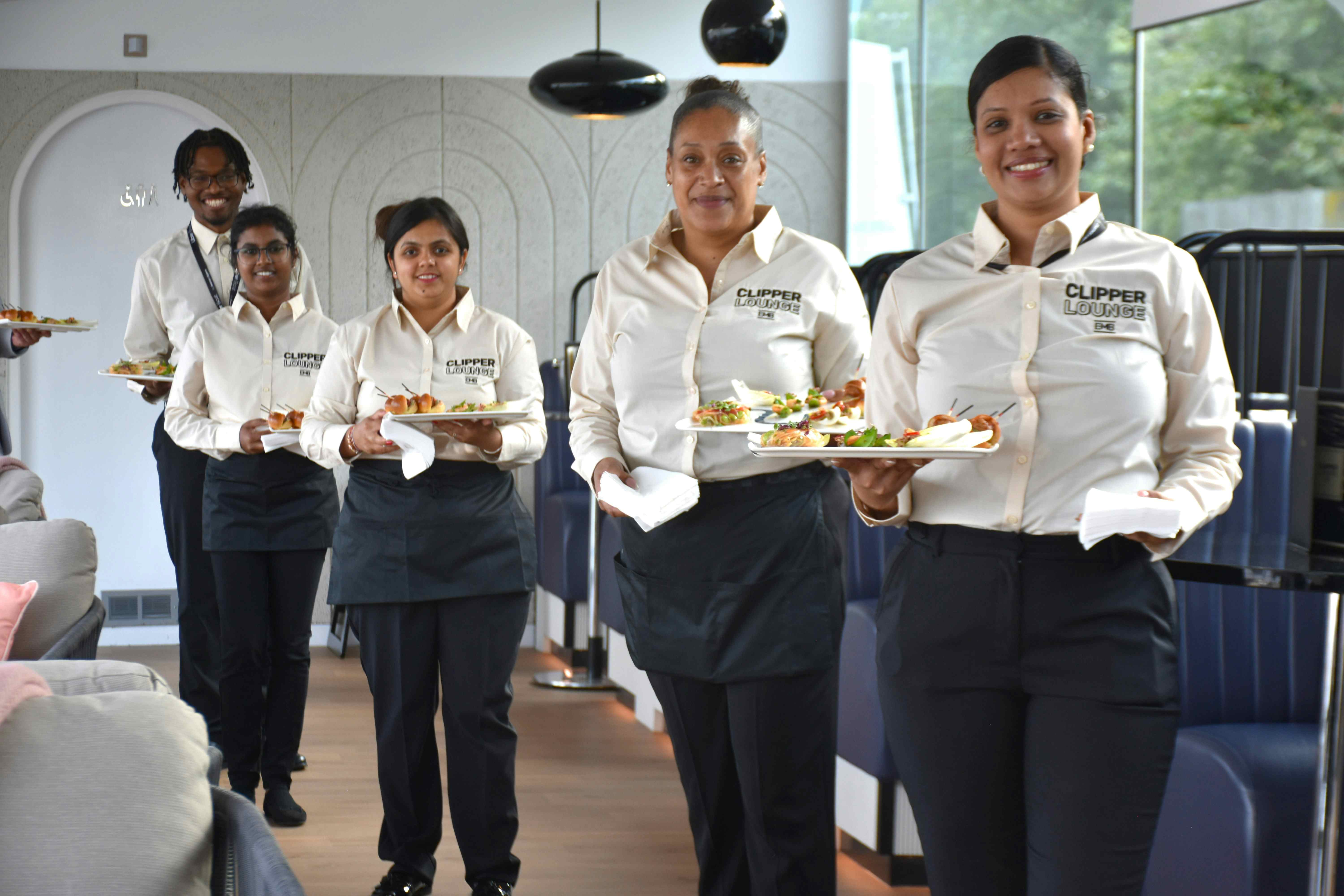 Clipper Lounge EMB 3